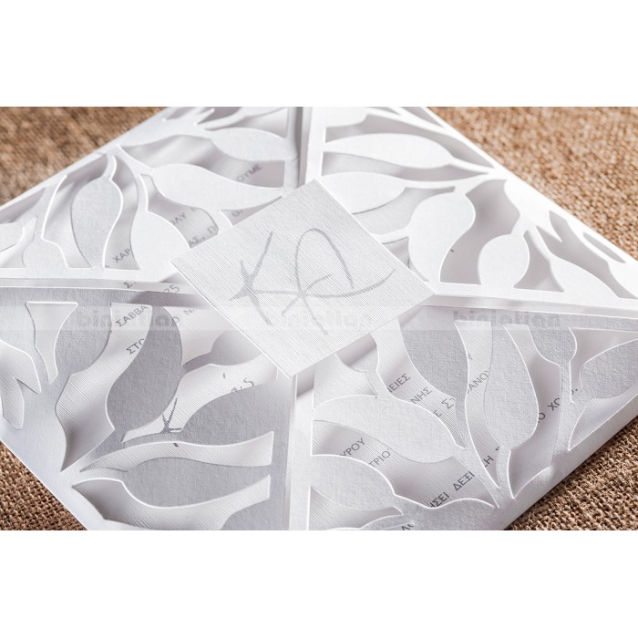 ΠΡΟΣΚΛΗΤΗΡΙΟ ΓΑΜΟΥ LASERCUT ΛΕΥΚΟ ΜΕ ΑΡΧΙΚΑ ΜΠΙ-779